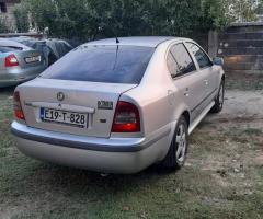 Škoda Octavia - 2