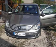 Mercedes u dobrom stanju.Nazovite 061/040-200 - 3