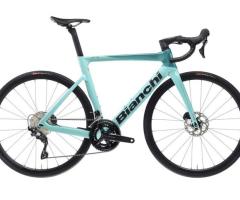 2025 Bianchi Oltre Race 105 Di2 Carbon Road Bike (WAREHOUSEBIKE)