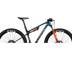 2025 Canyon Lux World Cup CFR MACH874 Mountain Bike